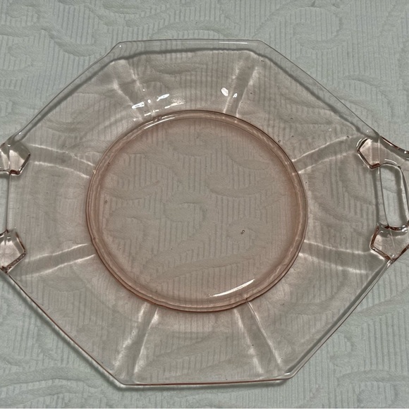 ⭐️ 3 Vintage Pink Depression Glass Plates ⭐️